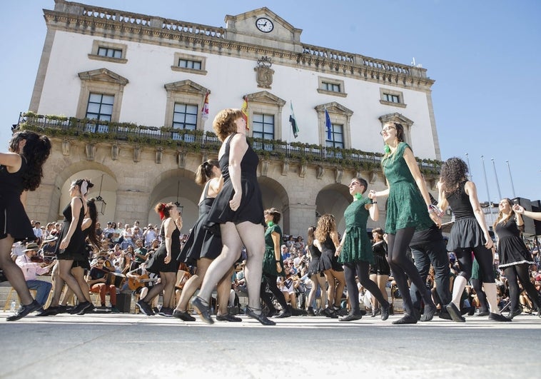 Masiva despedida de la XIX edición del Irish Fleadh de Cáceres